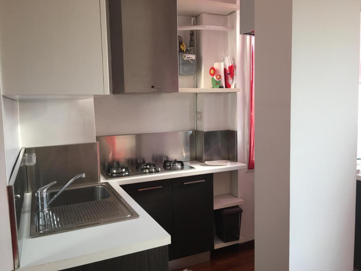Splendido Bilocale Adiacente Metro M5 - Ca Granda Apartamento Milão Exterior foto
